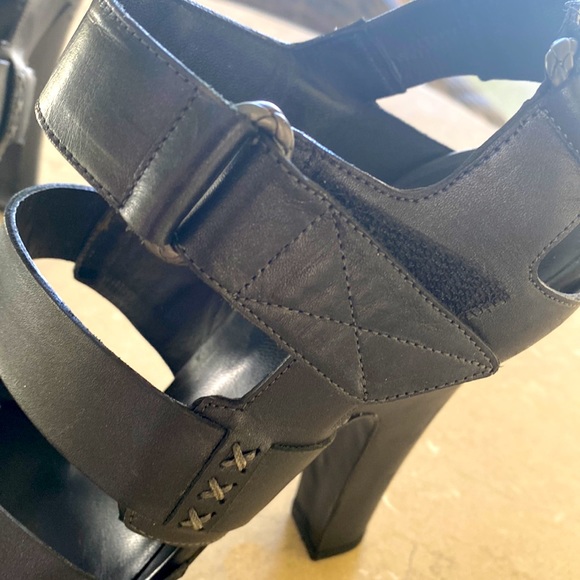 BOTEGGA VENETA BLACK HEELS - Picture 6 of 6